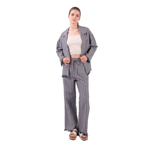 Pantalón casual para dama Very J gris ve60090bot