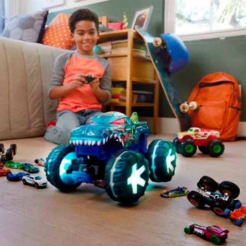 Monster Truck A Control Remoto Mega Wrex Hot Wheels Multicolor JBD90