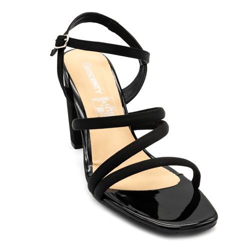 Zapatilla casual Due Scenty negro para dama 9086