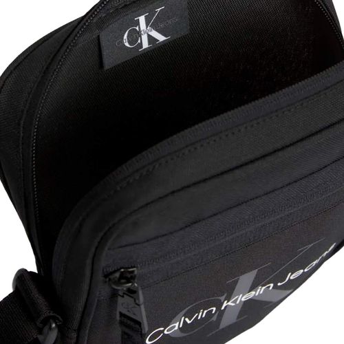 Mariconera para caballero Calvin Klein negro K50K511098-BDS