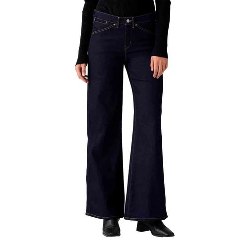 Pantalón de mezclilla para dama Levis Misses negro 001q7-0004