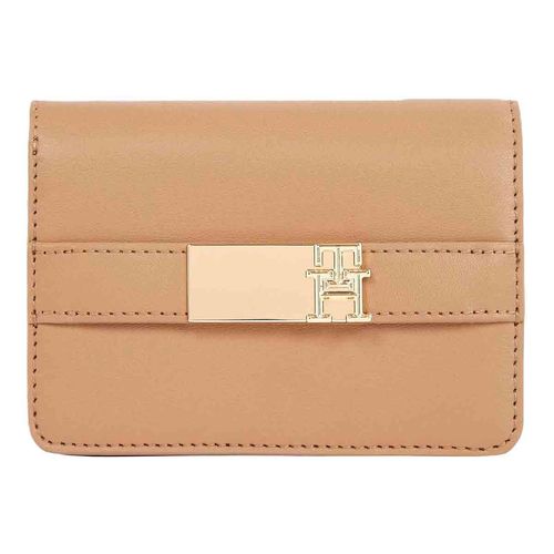 Cartera casual para dama Tommy Hilfiger beige AW0AW16916-RBC