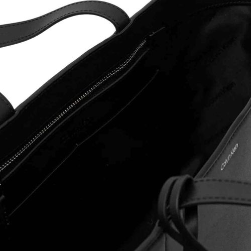 Bolso Calvin Klein shopper negro K60K613166-BEH