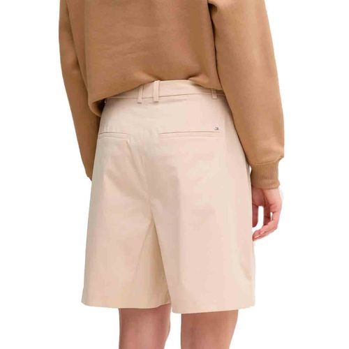 Short Tommy Hilfiger para dama beige ww0ww44764