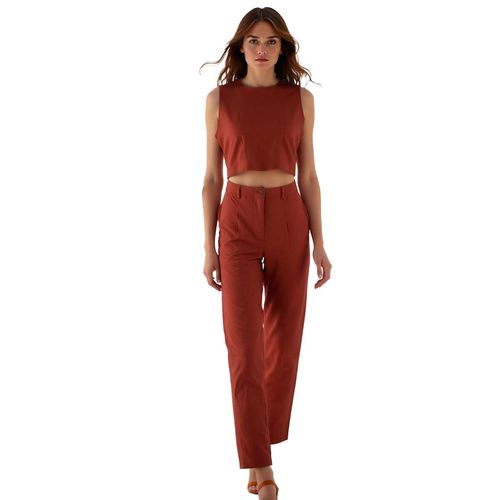 Pantalón Mako & Co rojo para dama mkmp0001