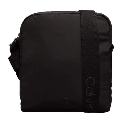 Mariconera Calvin Klein para caballero negro 4G3022G-001