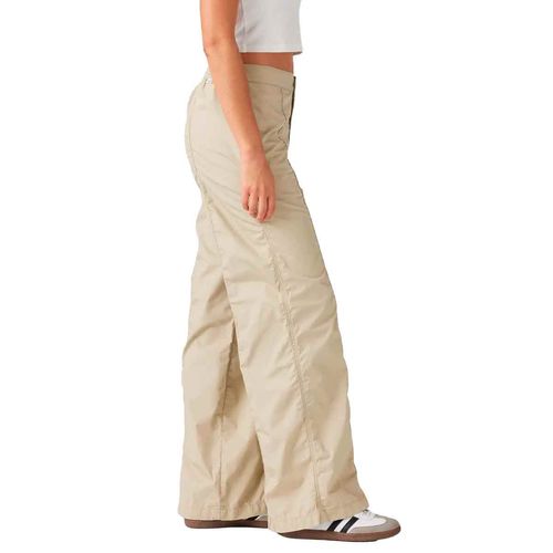 Pantalón Levis beige para dama 001vr-0001