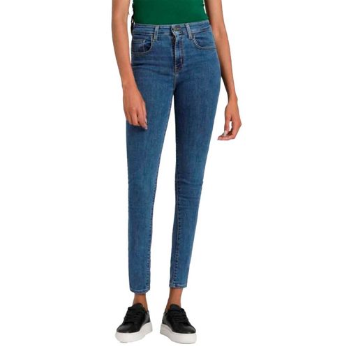 Pantalón de mezclilla Levis azul para dama 18882-0653