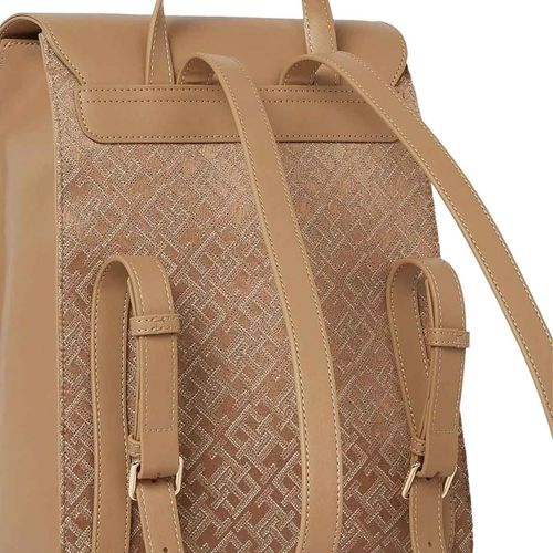 Bolso backpack Tommy Hilfiger para dama beige aw0aw16913-rbc