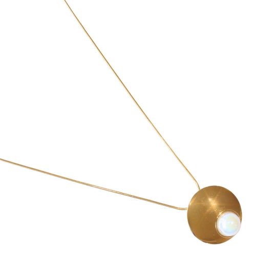 Collar con medallón Nuvi dorado COL-898 D