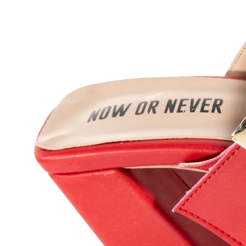 Sandalia casual Now Or Never para dama rojo 1002