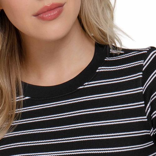 Blusa Active Usa negro para dama T14581