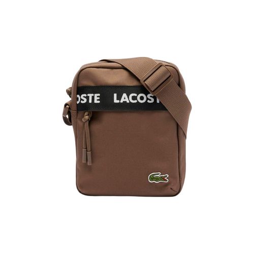 Bandolera Lacoste para caballero café nu4686nz r73 00