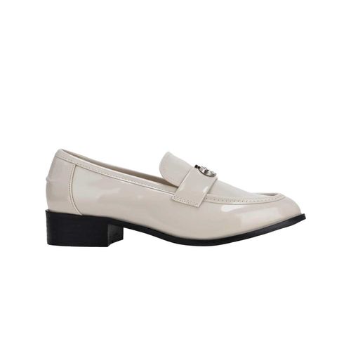 Mocasin casual Cloe beige para dama 2czi25157be