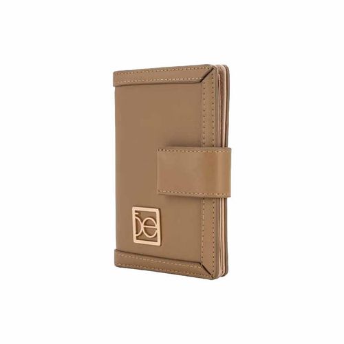 Cartera porta pasaporte Cloe café para dama 7binp26246