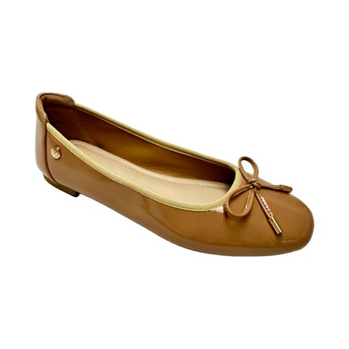 Zapato casual Kayleen beige para dama CORONA-106