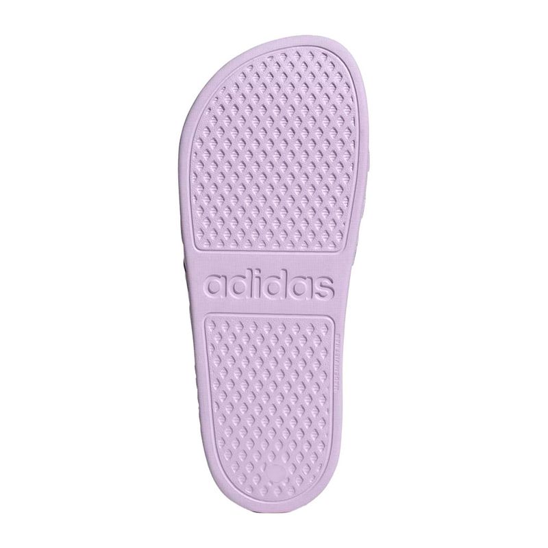 1565555
