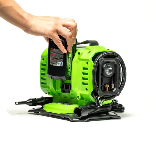 Compresor de aire portátil Greenworks de 24 V INF24B210