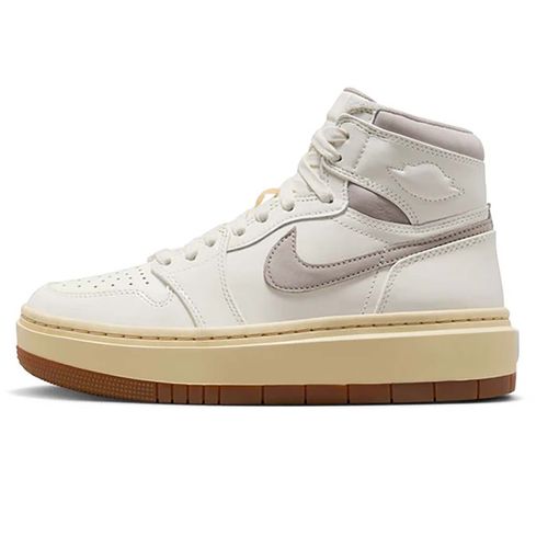 Tenis Casual Para Dama Nike Beige DZ3744-100