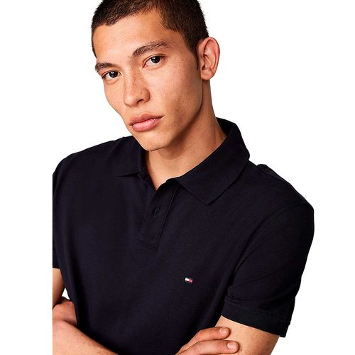 Playera Polo Para Caballero Tommy Hilfiger MW0MW33192-0GY Multicolor