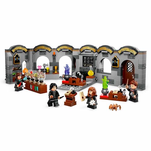 Set Castillo Hogwarts Clase De Pociones Armable Lego Multicolor 76431